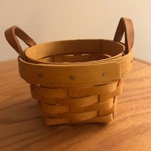 Small 1998 Longaberger basket